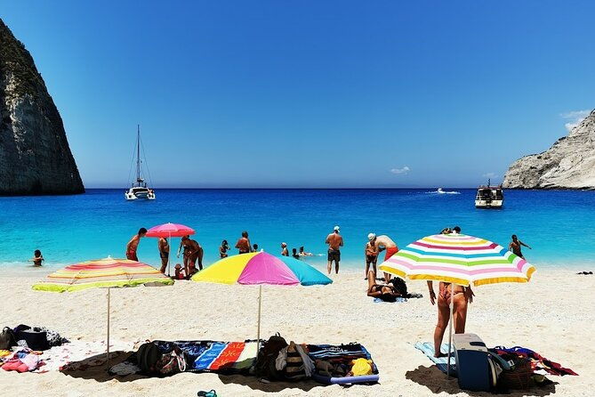 zakynthos-all-day-tour-shipwreck-beach-view-point-blue-caves