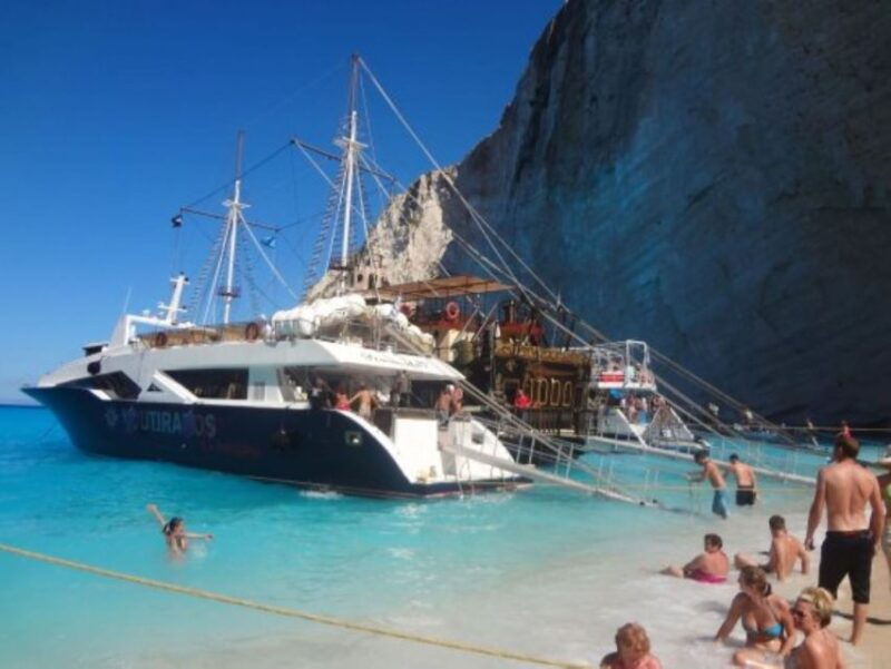 zakynthos-boat-cruise-to-navagio-with-swim-stops