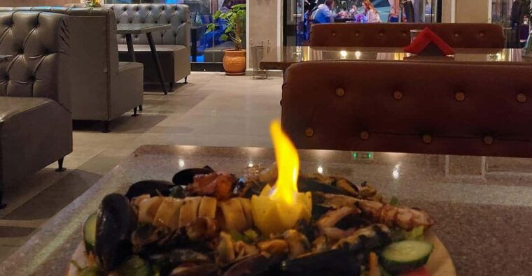 zakynthos-city-tour-by-night-with-transfer-and-dinner