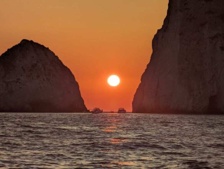 zakynthos-mizithres-sunset-cruise-with-swimming-turtles