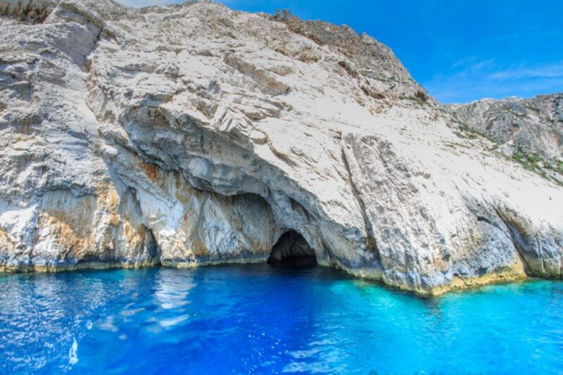 zakynthos-navagio-shipwreck-full-day-cruise