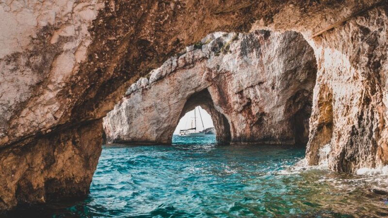 zakynthos-navagio-shipwreck-full-day-cruise