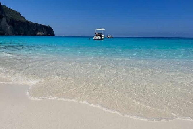 zakynthos-private-cruise-to-turtle-island-keri-caves-mizithres