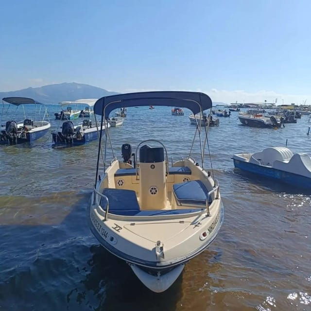 zakynthos-private-self-drive-speedboat-rental-no-licence