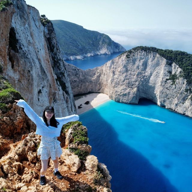zakynthos-private-shipwreck-blue-caves-tour-by-land-sea