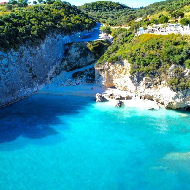 zakynthos-private-shipwreck-blue-caves-tour-by-land-sea