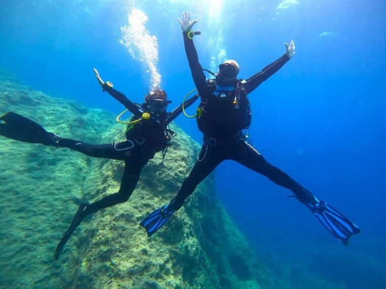 zakynthos-scuba-diving-experience-with-underwater-photos