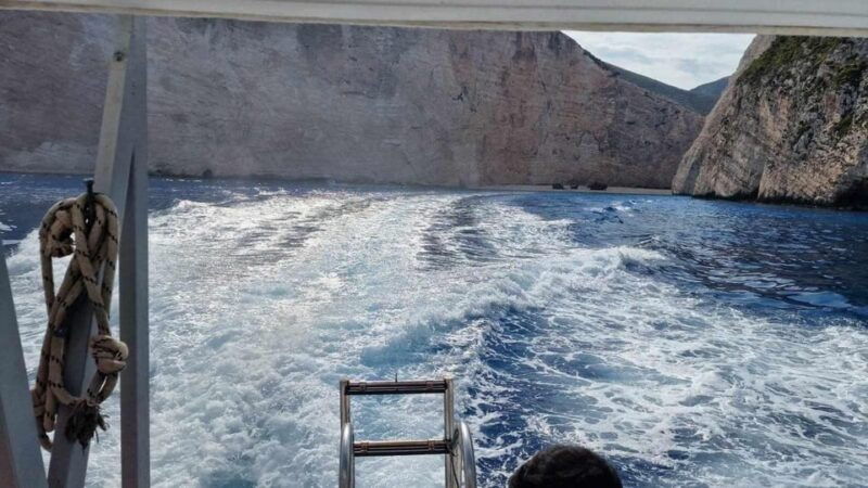 zakynthos-shipwreck-beach-blue-caves-and-xigia-cave-tour