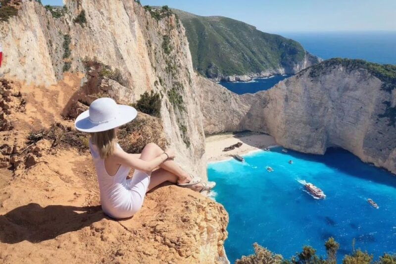zakynthos-shipwreck-blue-caves-viewpoint-vip-all-day-tour