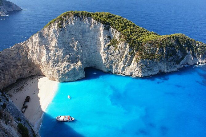 zakynthos-smugglers-cove-full-day-cruise