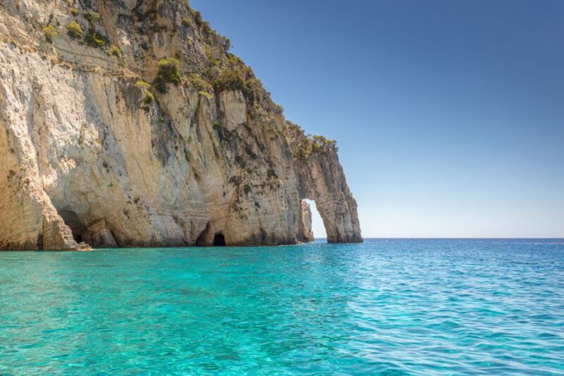 zakynthos-turtle-spotting-marathonisi-keri-caves-cruise