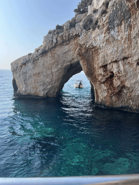 zakynthoscruise-around-the-islandturtles-by-eurosky