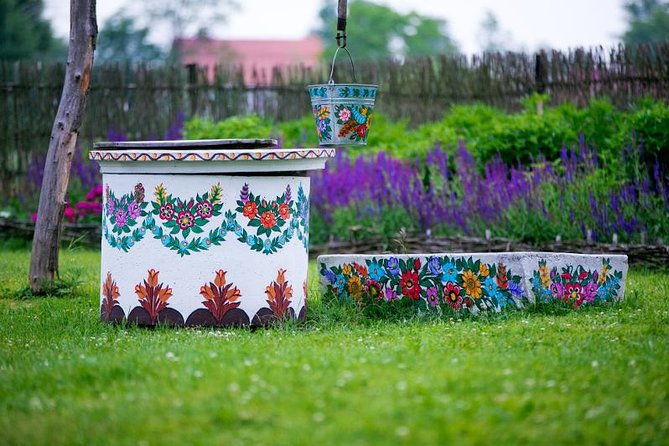 zalipie-painted-village-private-tour-from-krakow