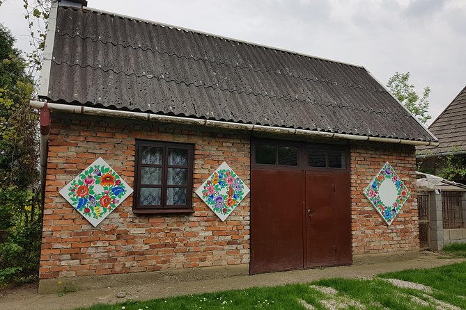 zalipie-painted-village-private-tour-from-krakow
