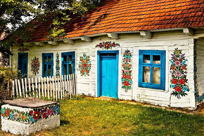 zalipie-painted-village-private-tour-from-krakow