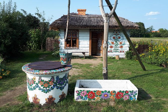 zalipie-private-tour-from-krakow-the-painted-village