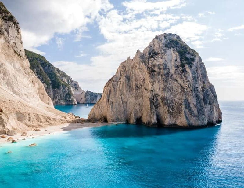 Zante Private Boat: Keri Caves, Mizithres, Eros Cave (max5) - Key Points  