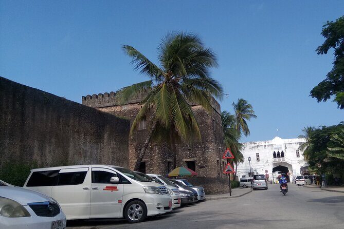 Zanzibar Airport Private Transfer to/from Hotel - The Real Value for Money