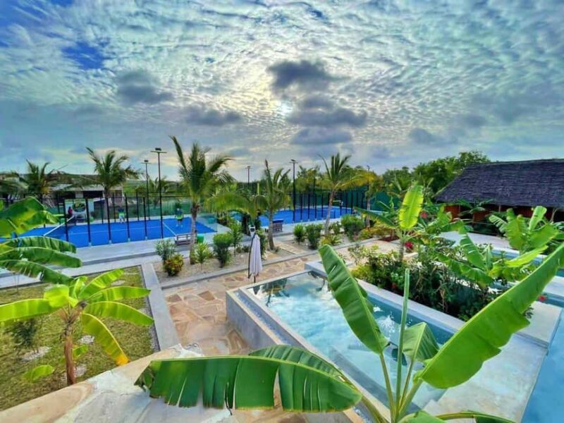 Zanzibar Best Padel Kiwengwa panoramic court experience - Key Points