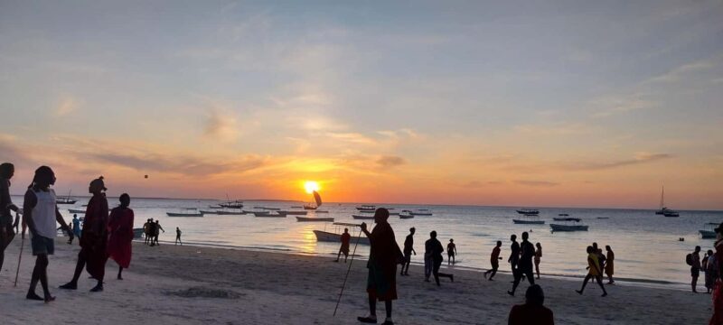 Zanzibar: Nungwi Sunset Dhow Cruise with Soft Drinks - Who Is This Tour Best For?