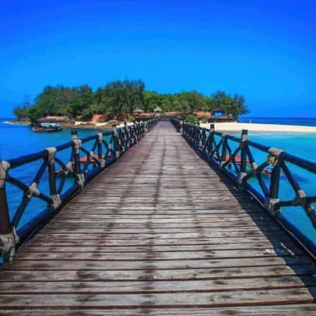 ZANZIBAR: Prison Island Boat Trip with Hotel Transfer option - Exploring Zanzibar’s Prison Island: What to Expect