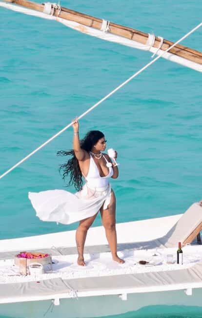 Zanzibar Private Dhow Cruise with video and pictures - Introducing the Experience