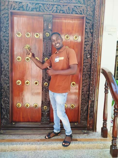 Zanzibar: Private Stone Town and Prison Island Tour - An Authentic Exploration of Zanzibar’s Historic Heart and Natural Treasures  
