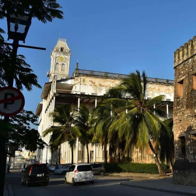 ZANZIBAR: Stone Town and Jozani Forest Guided tour - Key Points