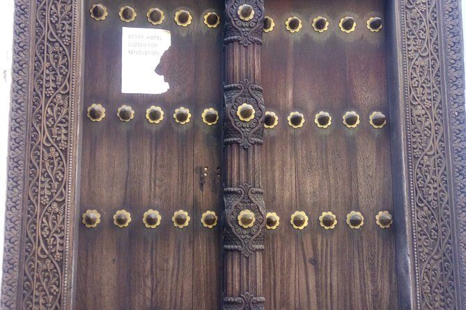 Zanzibar Stone town historical walking tour with Mohamed - Diving Into the Itinerary: What You Can Expect