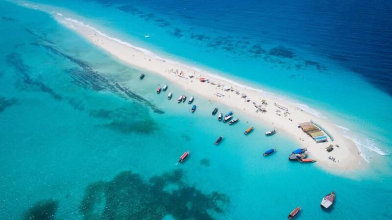 Zanzibar: Stone Town & Prison Island, Nakupenda, Mnemba - Key Points