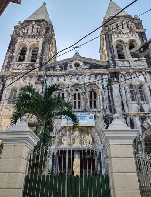 Zanzibar: Stone Town, Prison Island & Spice farm with Lunch - The Sum Up