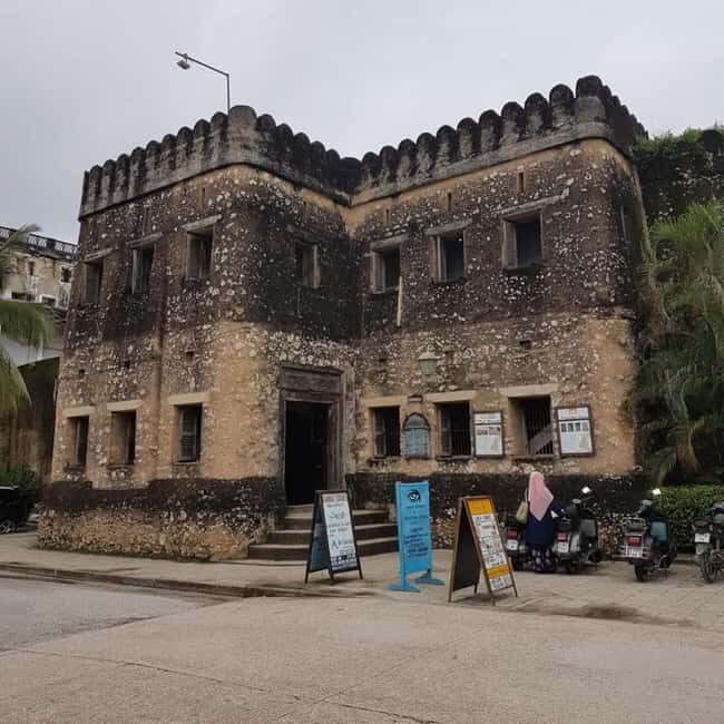 ZANZIBAR: Stone Town & Spice Farm tour with transfer Option - Discover Zanzibar’s Soul: Stone Town & Spice Farm Tour with Transfer Option