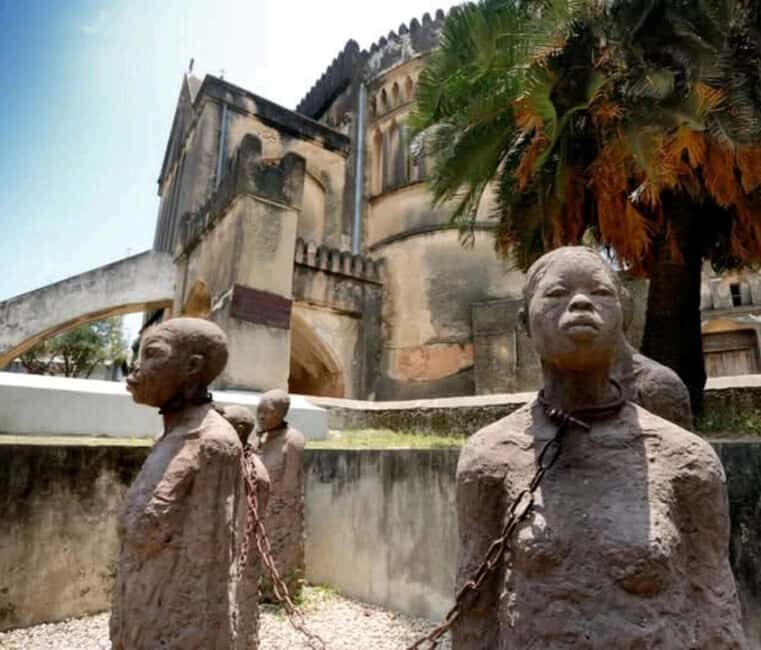 Zanzibar: Stone Town Walking Tour with Local Guide - Why This Tour Works Well