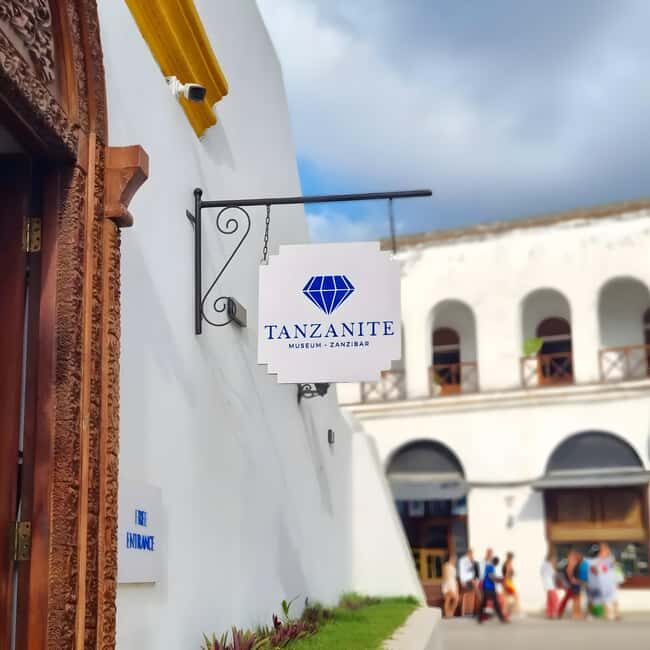 Zanzibar: Tanzanite Museum and Jewelry Shop Entry Ticket - What Is the Tanzanite Museum and Jewelry Shop Experience?