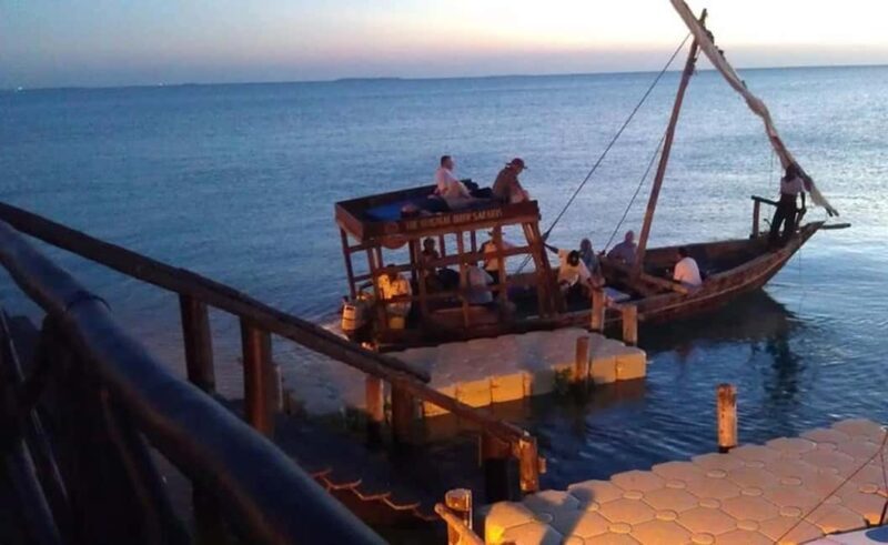 Zanzibar:Sunset Dhow Cruise nungwi - Key Points