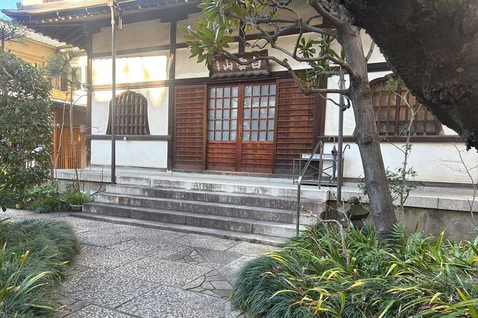 zen-experience-at-kinryu-ji-temple-and-asakusa-walking-tour