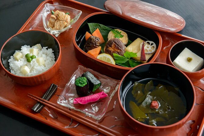 zen-retreat-in-kamakura-zen-meditation-bamboo-temple-and-lunch