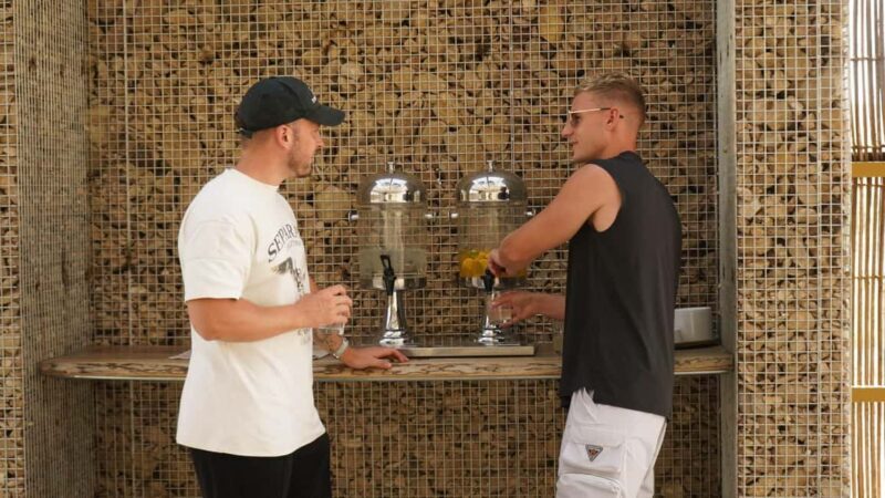 Zerzura Dune Buggy Experience & Dinner at Zerzura - Who Is This Tour Best For?