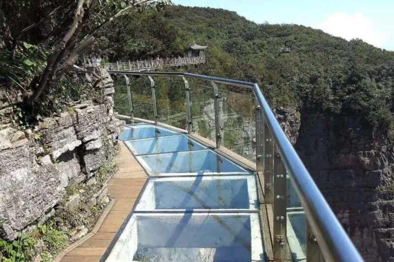 Zhangjiajie: 2-DayTour with Miao Minority Costume Changing - Key Points