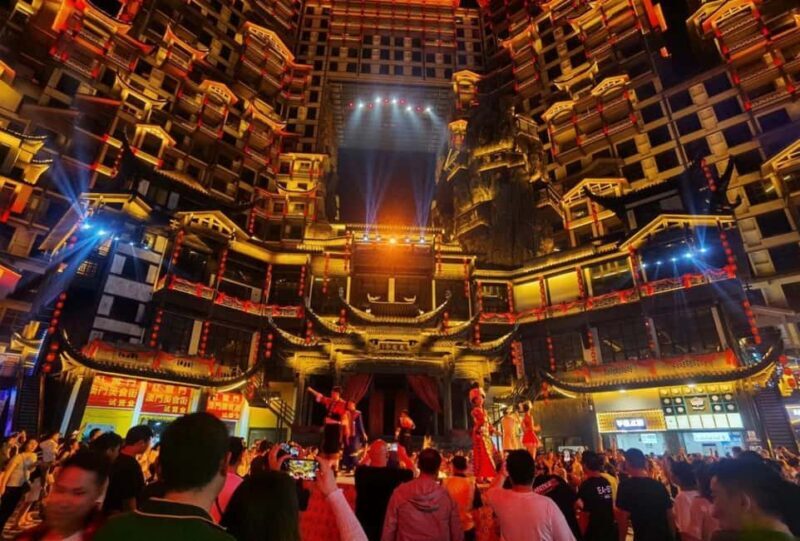 Zhangjiajie: 2-DayTour with Miao Minority Costume Changing - First Impressions and Overall Experience