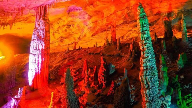 Zhangjiajie: Baofeng Lake and Huanglong Cave Day Tour - Huanglong Cave: The "Underground Palace"