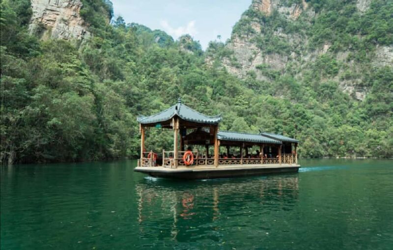 Zhangjiajie: Baofeng Lake or Huanglong Cave Day Trip - Quick intro