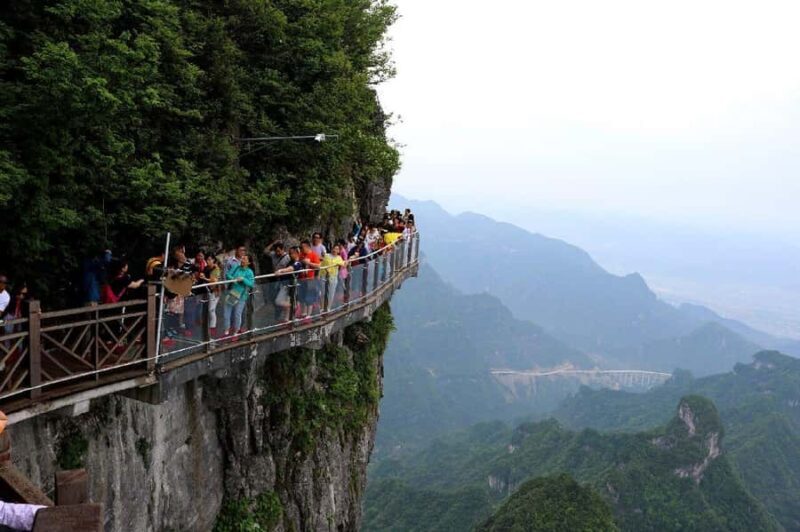 Zhangjiajie Day Tour: Avatar Mountain & Tianmen Night Views - FAQ