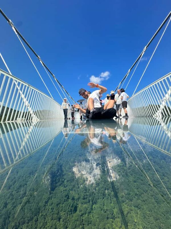 Zhangjiajie: Glass Bridge and Yellow Dragon Cave Tour - What to Expect from the Tour