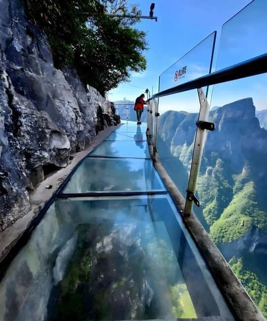 Zhangjiajie: Mountain Peaks and Nighttime Dreams Tour - The Sum Up