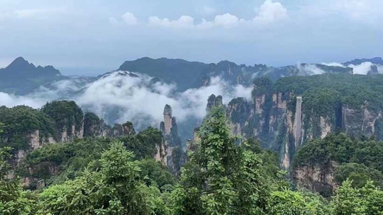 zhangjiajie-national-forest-park-private-tour-and-transport