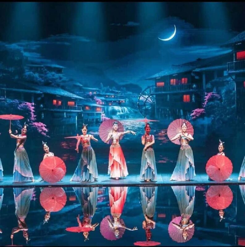 Zhangjiajie: Romantic Show with Hotel Transfer - Value for Money