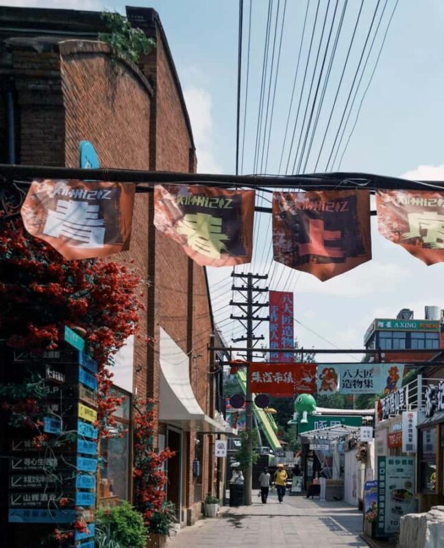 Zhengzhou: Cultural Alleys, Handicraft, and Night Market - The Itinerary Breakdown