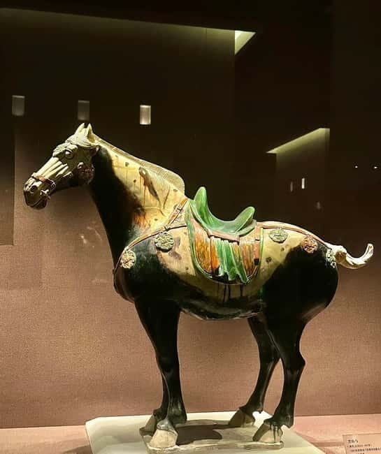 Zhengzhou to Luoyang: UNESCO Grottoes, Temples & Old Town - Discovering Luoyang’s Sacred Roots at White Horse Temple