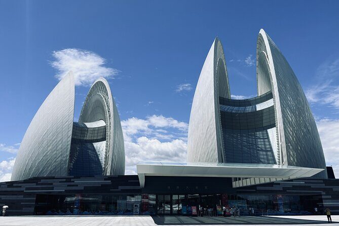 Zhuhai Private Leisure Day Trip with Chauffeur and English Guide - Who is This Tour Best Suited For?